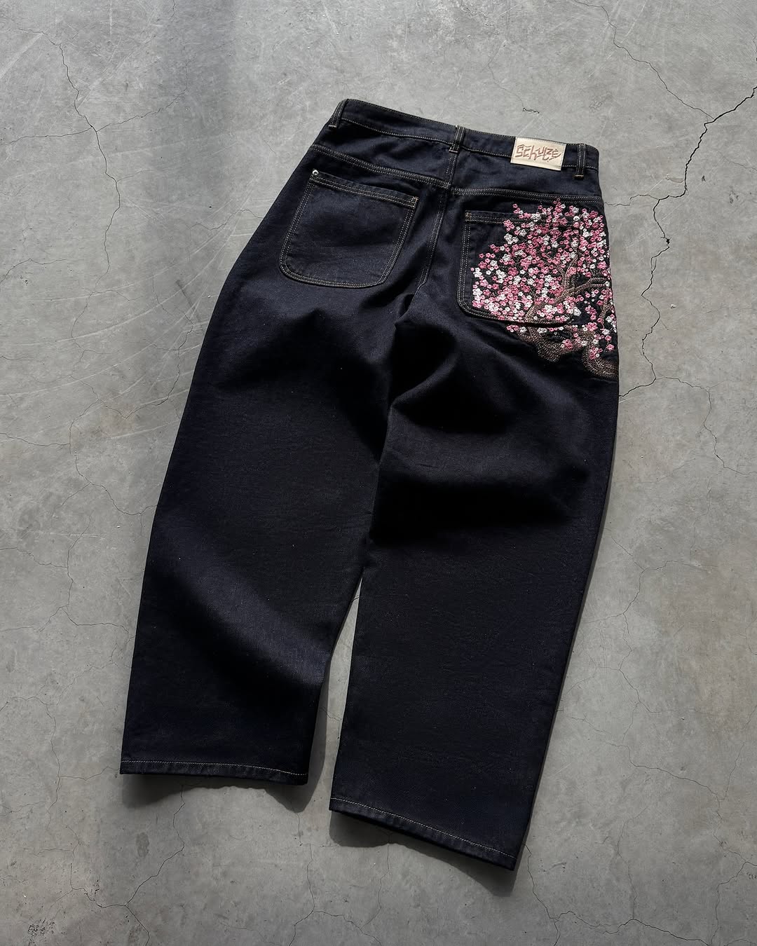 Embroidery Jeans Sakura - Jeans pour hommes, broderie Sakura, coupe