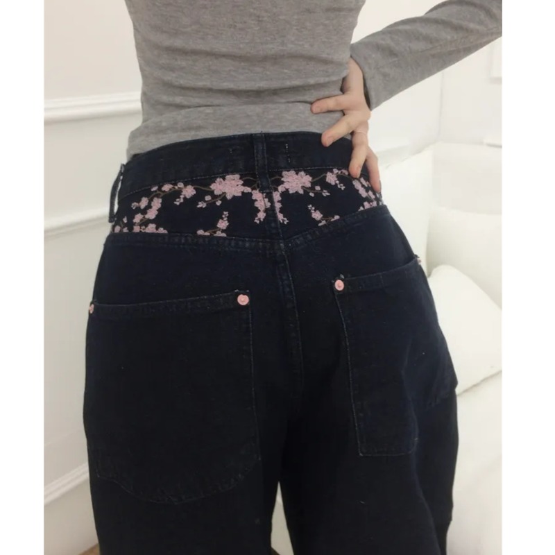 Jean ample en denim noir à bro - Embroidery Jeans Sakura avis et prix