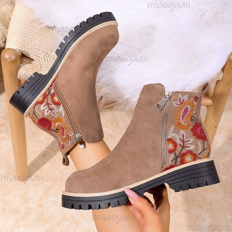 Bottines en daim brodées de fl - Embroidery Flower avis et prix