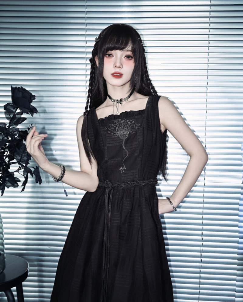 Nouvelle Robe Longue Noire Dou - Embroidery Vest avis et prix