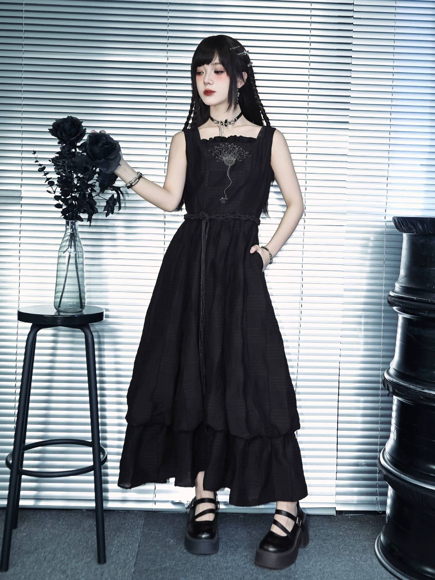 Nouvelle Robe Longue Noire Dou - Embroidery Vest avis et prix