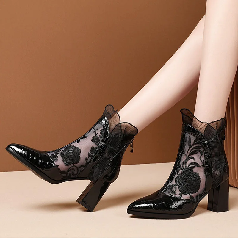 Talons hauts femmes Sexy brodé - Embroidery Flower avis et prix