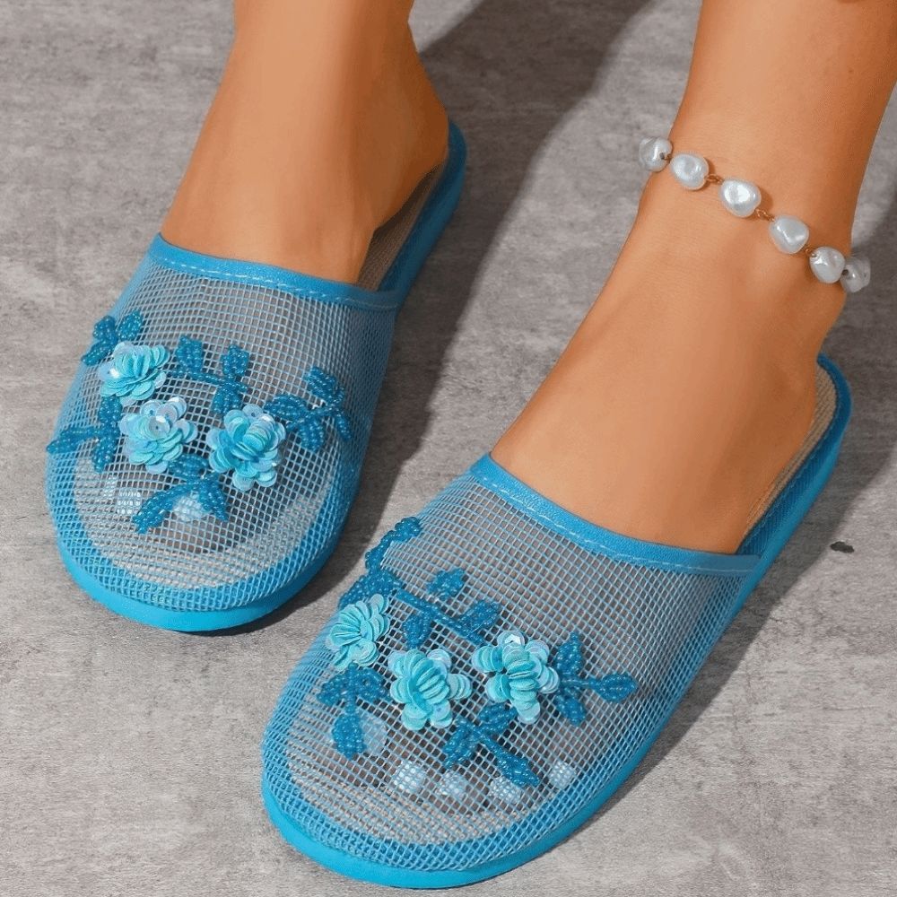 Sandales en maille brodées de  - Embroidery Flower avis et prix