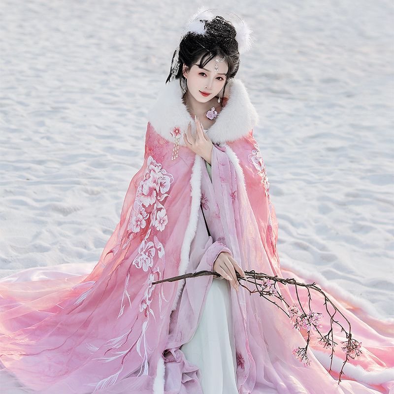 Robe cape Hanfu rose et rouge  - Embroidery Xmas avis et prix